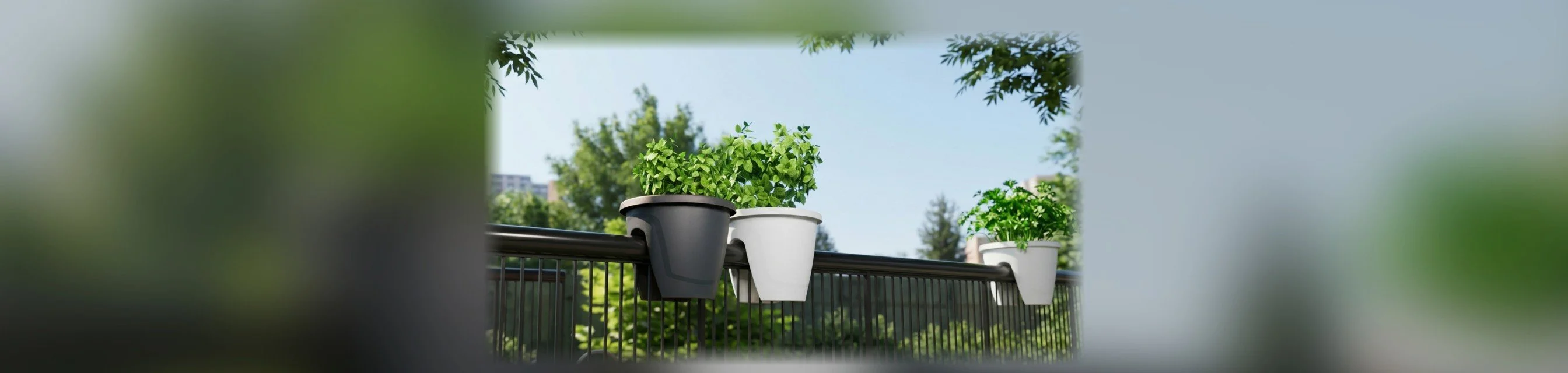 Zümrüt Balkon Saksı